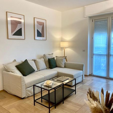 Faenza 18, A Cozy Apartment Milan Luaran gambar