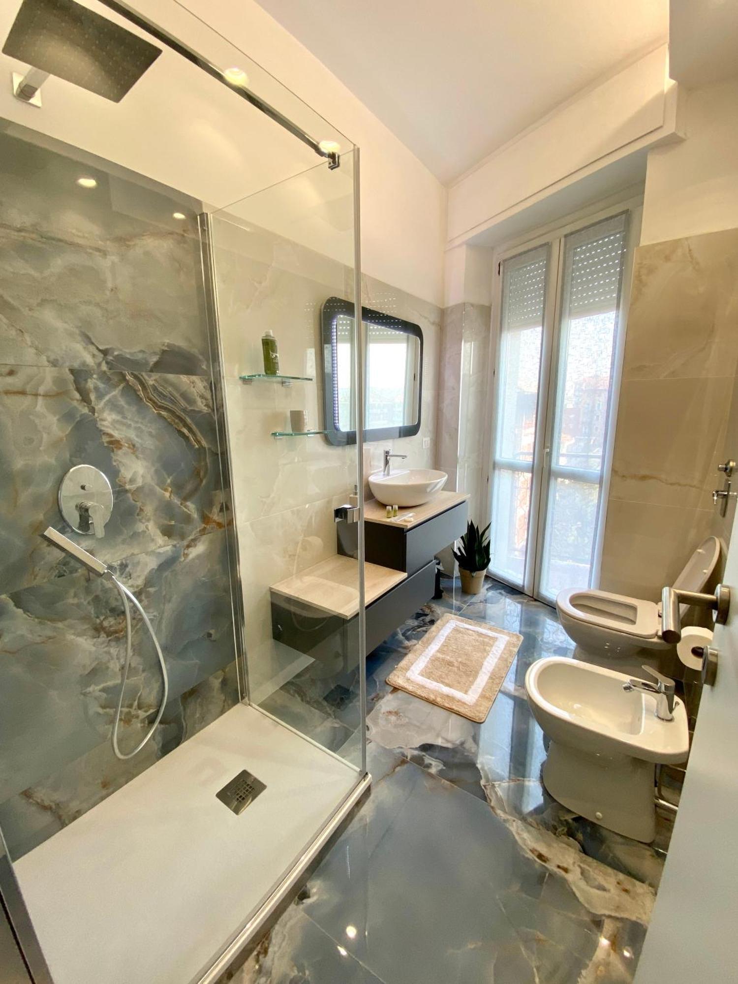 Faenza 18, A Cozy Apartment Milan Luaran gambar