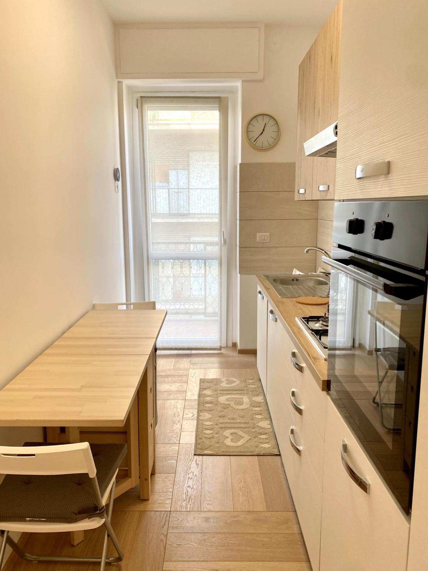 Faenza 18, A Cozy Apartment Milan Luaran gambar